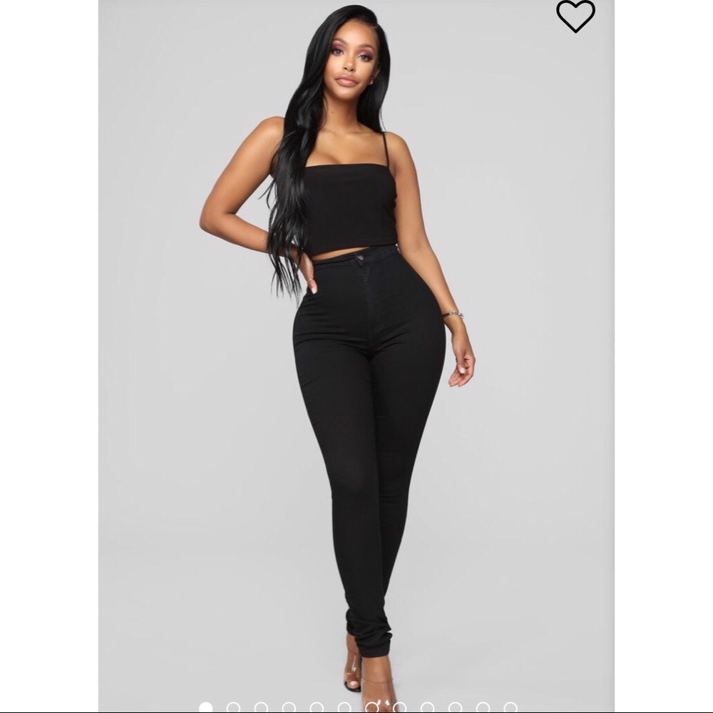 🍑 Fashion Nova Black Skinnies 🍑
